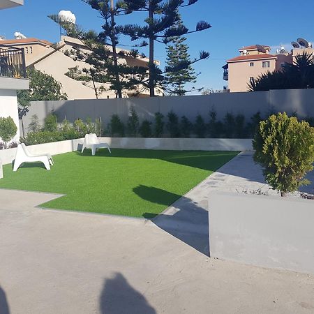 Valentinos Apartments Paphos Eksteriør bilde