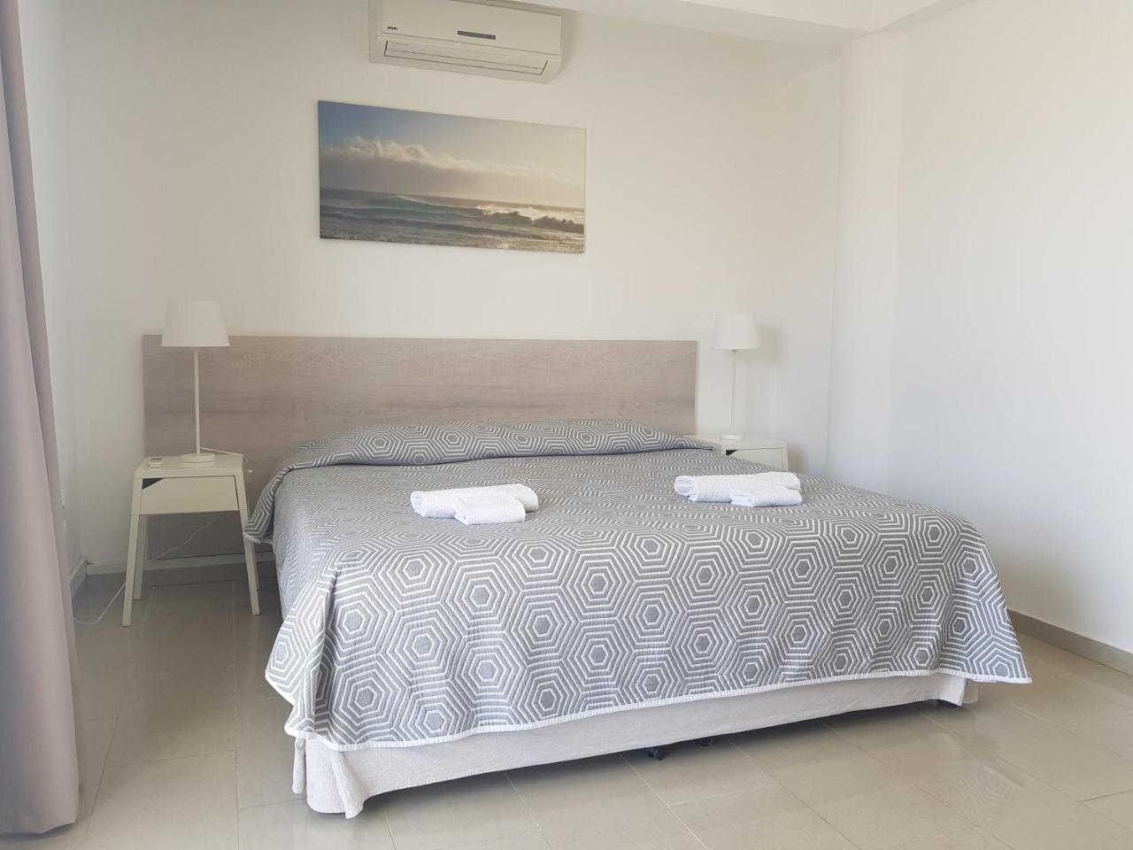 Valentinos Apartments Paphos Eksteriør bilde