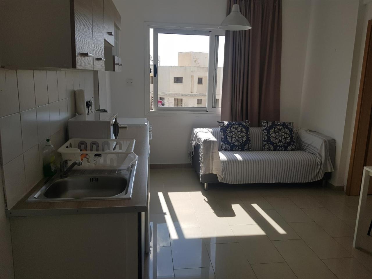Valentinos Apartments Paphos Eksteriør bilde