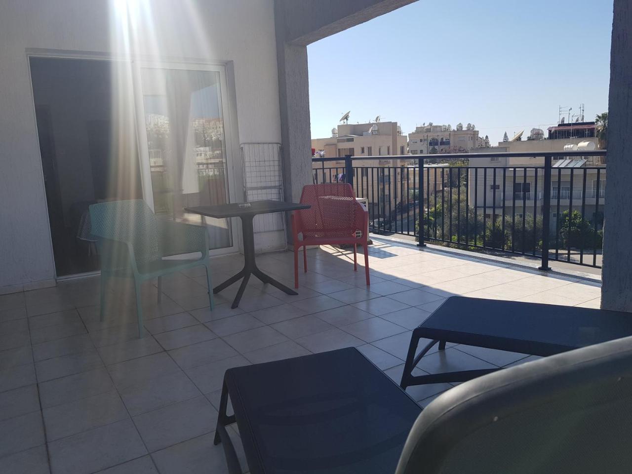Valentinos Apartments Paphos Eksteriør bilde