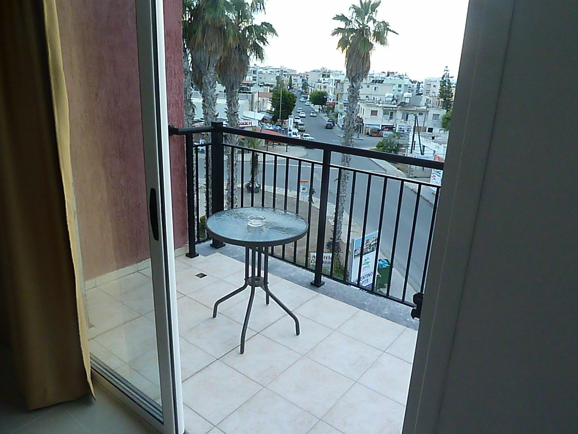 Valentinos Apartments Paphos Eksteriør bilde