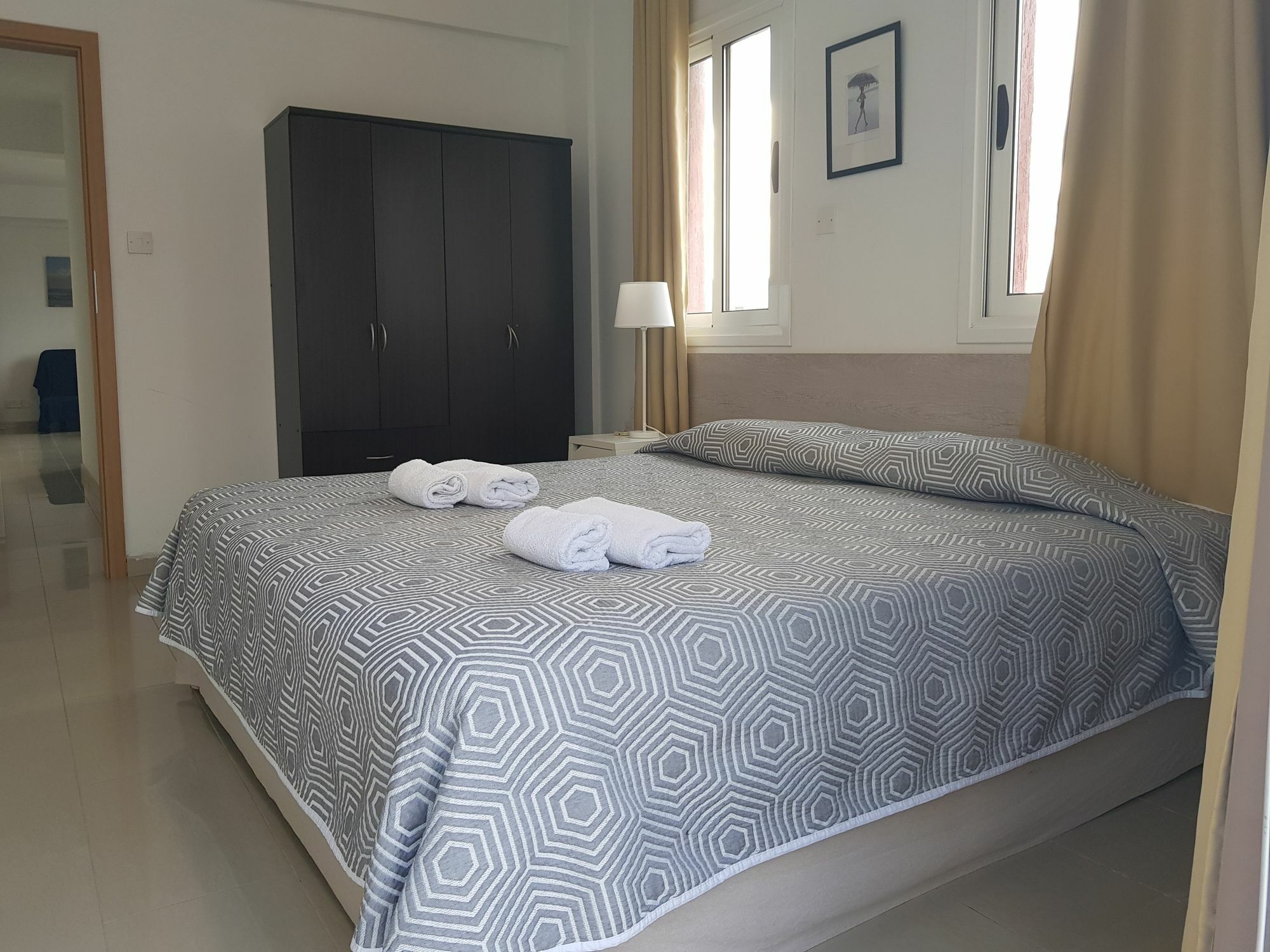 Valentinos Apartments Paphos Eksteriør bilde
